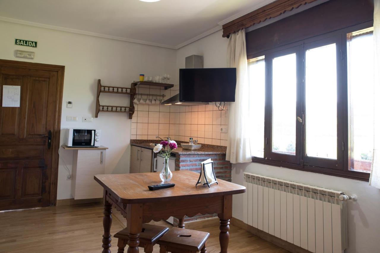 Apartamentos Alegria Santillana del Mar Exteriör bild
