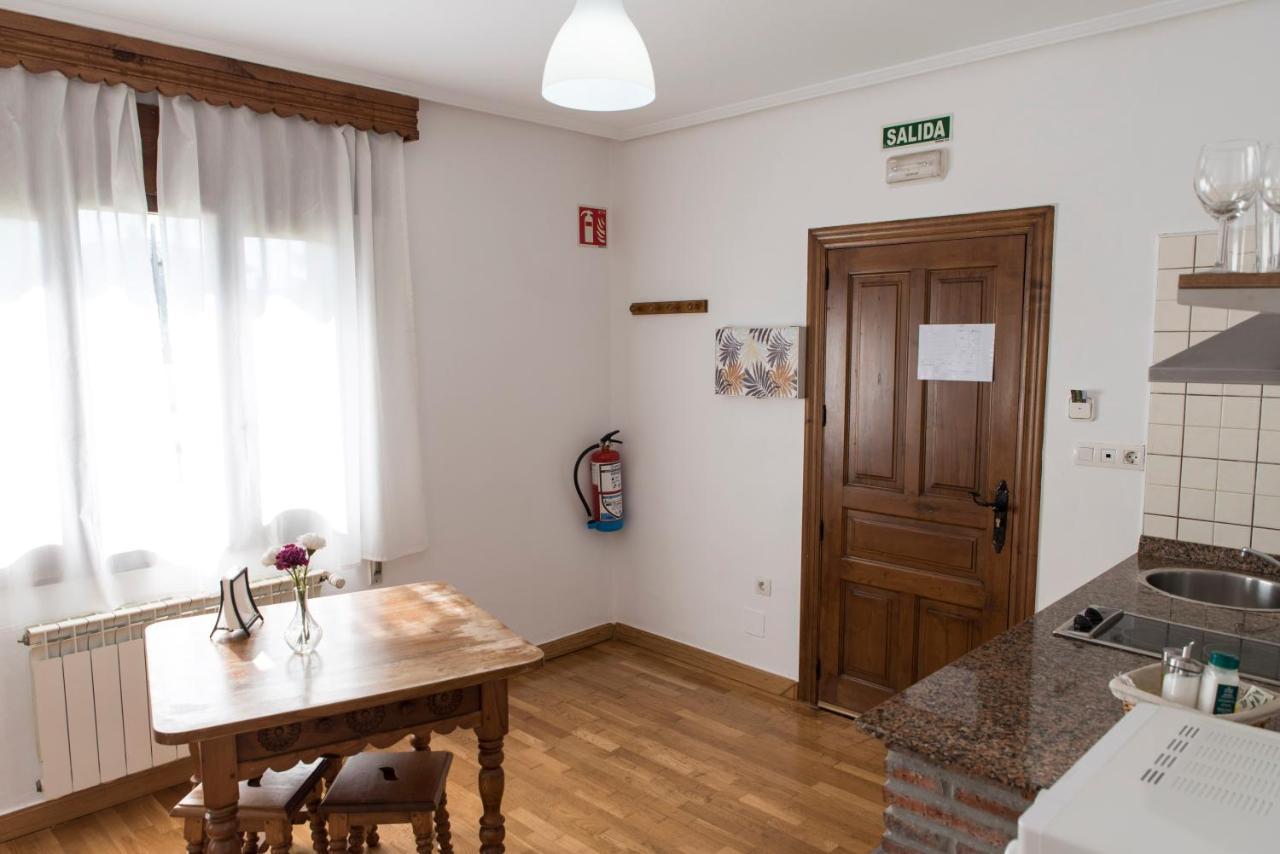 Apartamentos Alegria Santillana del Mar Exteriör bild