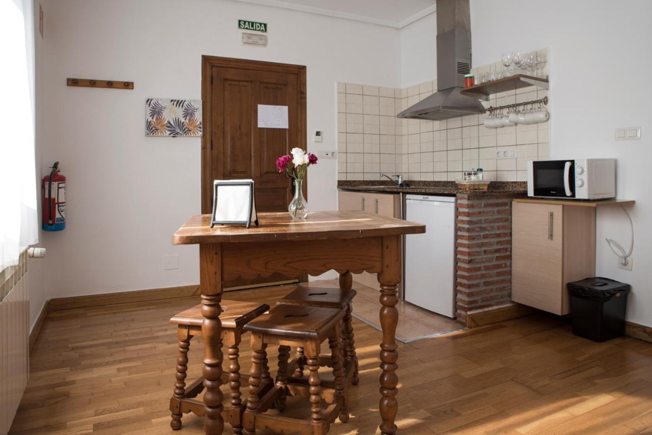 Apartamentos Alegria Santillana del Mar Exteriör bild
